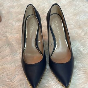 BCBG Generation navy blue shoes